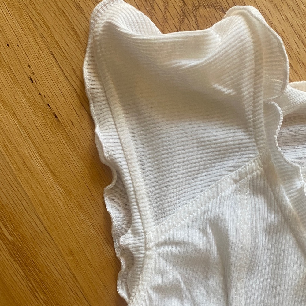 White Ruffled Button-Up Top - Picture 5 of 9
